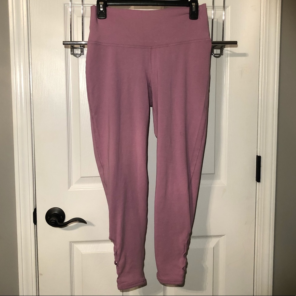 Old Navy Pink Lattice Hem Leggings